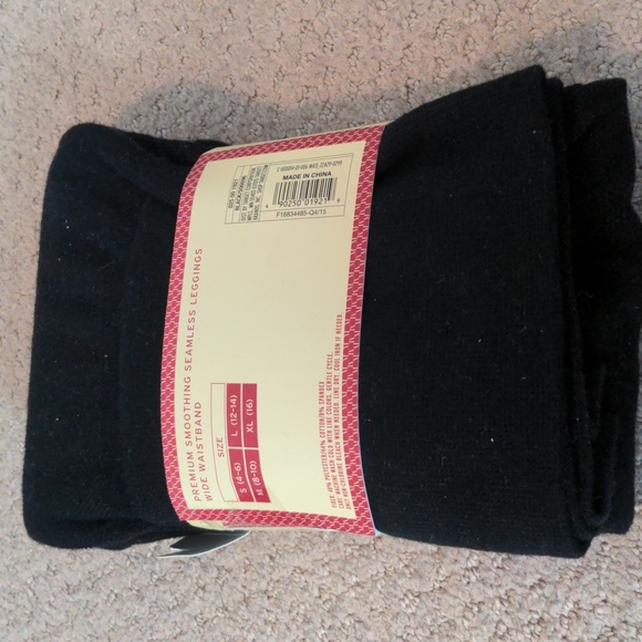 Merona Premium Smoothing Seamless Leggings (L/XL) NWT - Picture 2 of 6